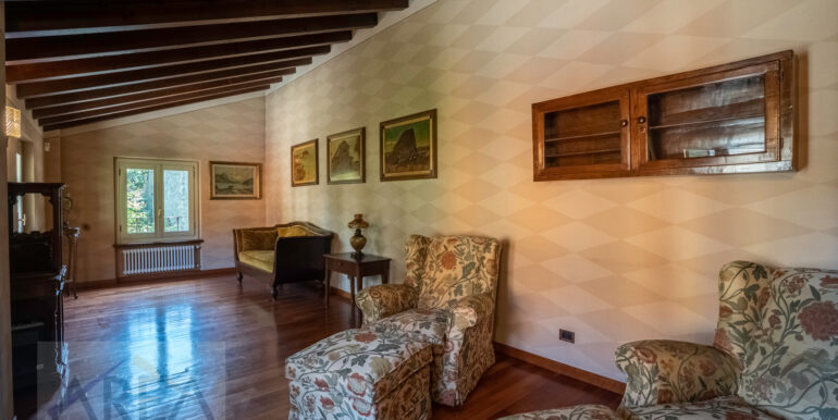 DSD09255-HDR